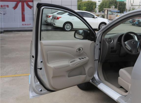 阳光 2016款 1.5XE CVT领先版 车厢座椅   前门板
