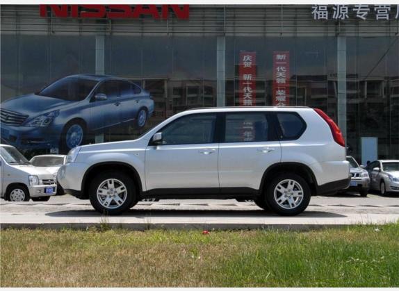 奇骏 2008款 2.5L XL CVT 4WD 外观   正侧