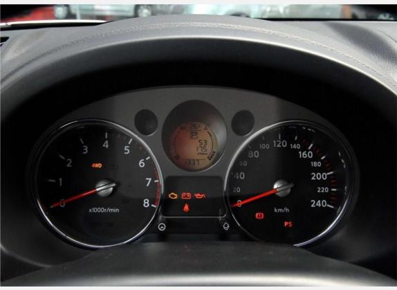 奇骏 2008款 2.5L XL CVT 4WD 中控类   仪表盘