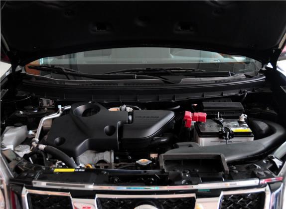 奇骏 2012款 2.5L CVT豪华版 4WD 其他细节类   发动机舱