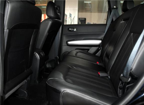 奇骏 2012款 2.5L CVT豪华版 4WD 车厢座椅   后排空间