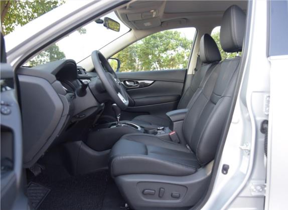 奇骏 2017款 2.5L CVT七座领先版 4WD 车厢座椅   前排空间