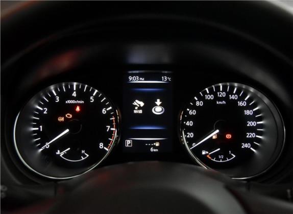 奇骏 2017款 2.5L CVT领先版 4WD 中控类   仪表盘