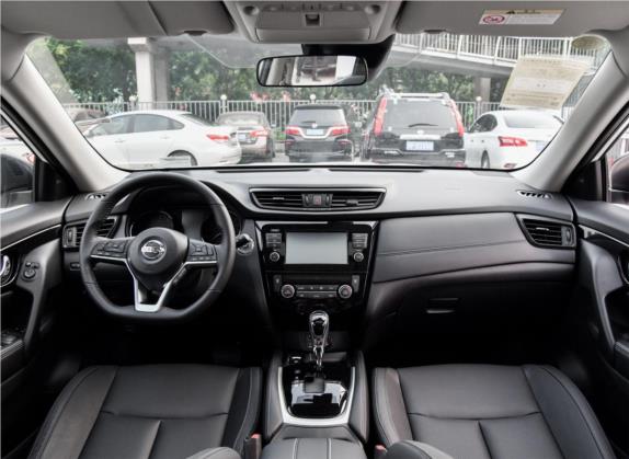 奇骏 2019款 2.0L CVT舒适版 2WD 中控类   中控全图