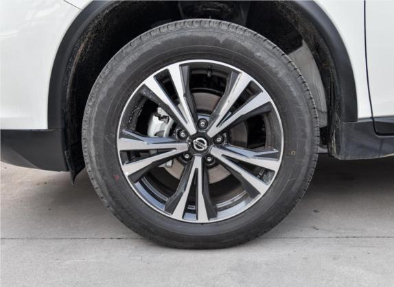 奇骏 2019款 2.5L CVT智联领先版 4WD 其他细节类   前轮