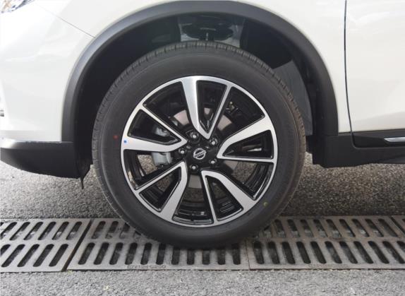 奇骏 2020款 2.5L XV Premium CVT 4WD至尊领航版 其他细节类   前轮