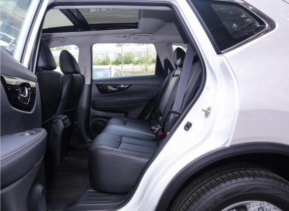 奇骏 2021款 2.0L CVT 2WD XL Premium智联尊享版 车厢座椅   后排空间