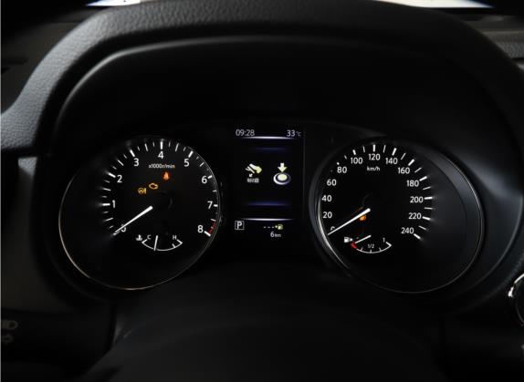 奇骏 2021款 2.5L CVT 4WD XL智联领先版 中控类   仪表盘