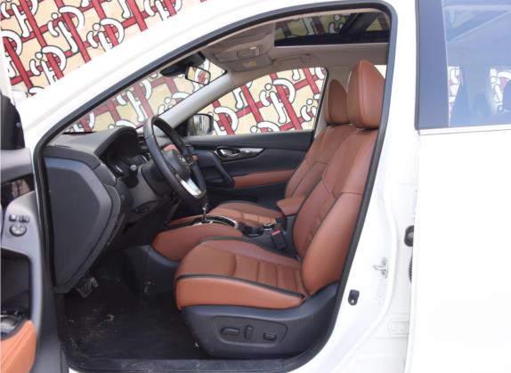 奇骏 2021款 2.5L CVT 4WD XV Premium至尊领航版 车厢座椅   前排空间