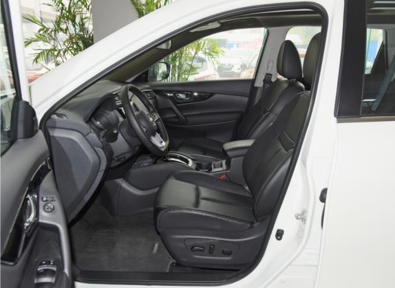 奇骏 2021款 2.0L CVT 2WD XL ITS舒适纪念版 车厢座椅   前排空间