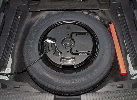 奇骏 2021款 VC-Turbo 300 CVT 4WD豪华版 其他细节类   备胎