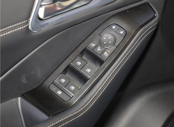 奇骏 2021款 VC-Turbo 300 CVT 4WD豪华版 车厢座椅   门窗控制