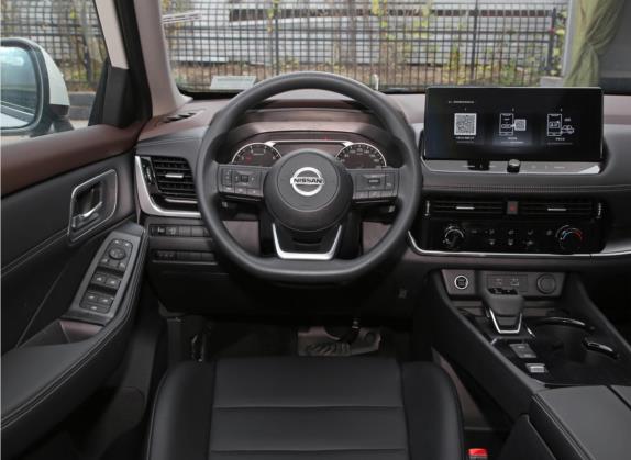 奇骏 2022款 VC-Turbo 300 CVT 2WD星月限定版 中控类   驾驶位