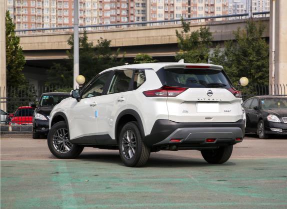 奇骏 2022款 VC-Turbo 300 CVT 2WD星月限定版 外观   斜后