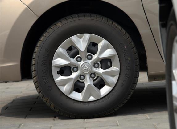 上汽大通MAXUS G10 2014款 2.4L 手动精英版 其他细节类   前轮