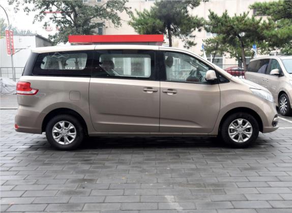 上汽大通MAXUS G10 2015款 2.4L 手动纪念版 外观   正侧