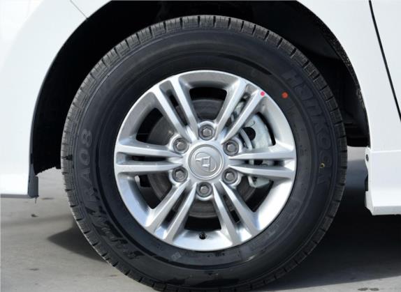 上汽大通MAXUS G10 2016款 2.0T 手动豪华版 其他细节类   前轮