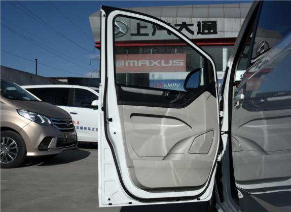 上汽大通MAXUS G10 2016款 2.0T 手动豪华版 车厢座椅   前门板