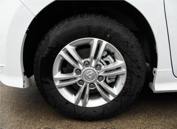 上汽大通MAXUS G10 2018款 PLUS 2.4L 手动精英版 其他细节类   前轮