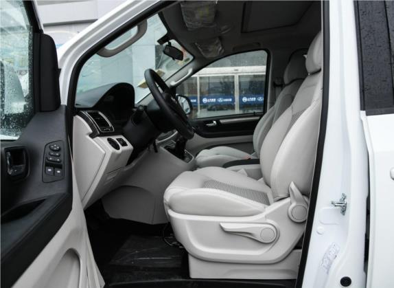 上汽大通MAXUS G10 2018款 PLUS 2.4L 手动精英版 车厢座椅   前排空间