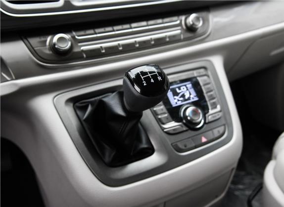 上汽大通MAXUS G10 2018款 PLUS 2.4L 手动精英版 中控类   挡把