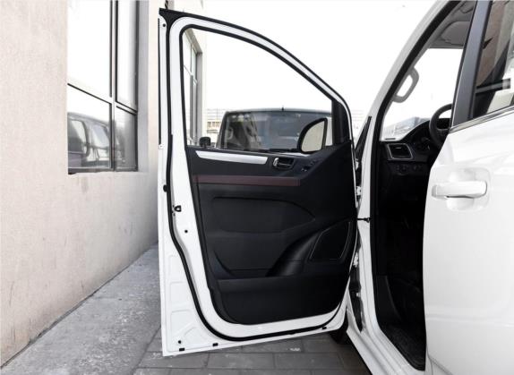 上汽大通MAXUS G10 2018款 PLUS 2.0T 自动精英版 车厢座椅   前门板