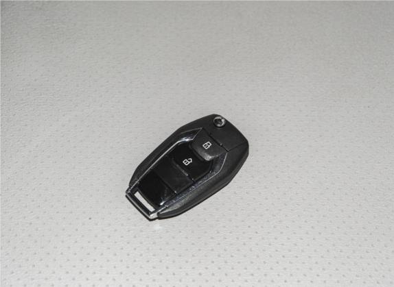 上汽大通MAXUS G10 2021款 2.0T 手动精英版 柴油 7座 其他细节类   钥匙