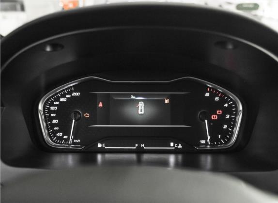 上汽大通MAXUS G10 2021款 2.0T 手动精英版 柴油 7座 中控类   仪表盘