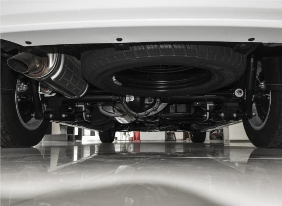 上汽大通MAXUS G10 2021款 2.0T 手动精英版 柴油 9座 其他细节类   后悬架