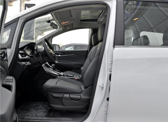上汽大通MAXUS G50 2019款 1.5T 自动精英版 国V 车厢座椅   前排空间