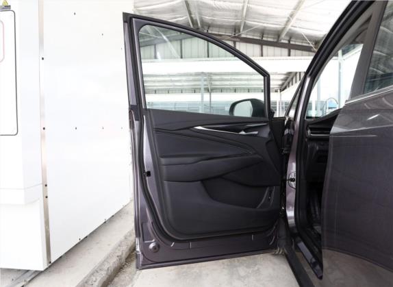 上汽大通MAXUS G50 2019款 1.3T 手动精英版 国VI 车厢座椅   前门板