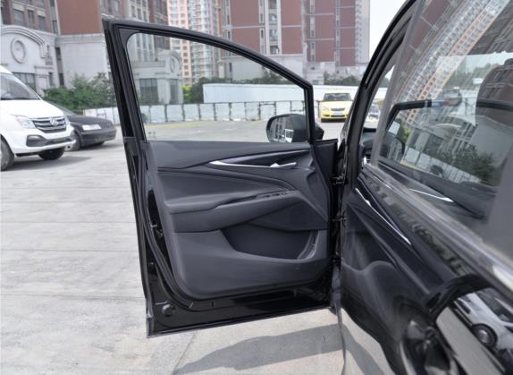 上汽大通MAXUS G50 2021款 PLUS 1.5T 自动适航版 车厢座椅   前门板