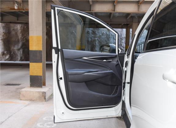 上汽大通MAXUS EUNIQ 5 2020款 1.3T PLUG IN 豪华版 车厢座椅   前门板
