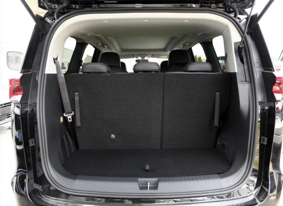 上汽大通MAXUS EUNIQ 5 2020款 1.3T PLUG IN 尊享版 车厢座椅   后备厢
