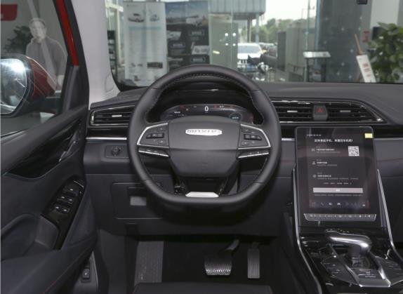 上汽大通MAXUS EUNIQ 6 2021款 1.3T PLUG IN LITE+ 智享版 中控类   驾驶位