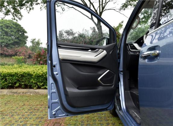 上汽大通MAXUS G20 2019款 首发款 2.0T 自动智尊版 国V 车厢座椅   前门板