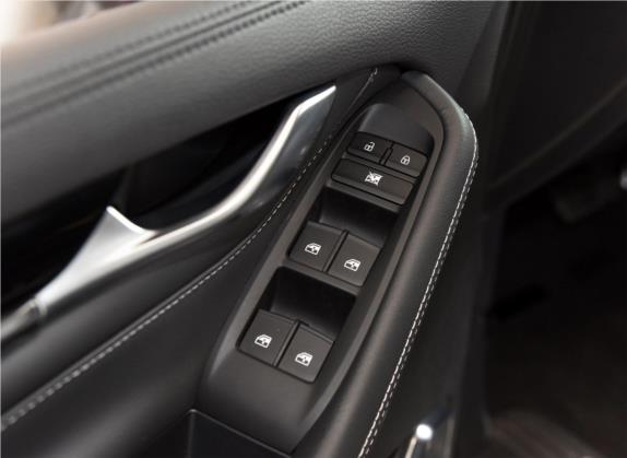 上汽大通MAXUS G20 2020款 2.0T 汽油自动智尊版 车厢座椅   门窗控制