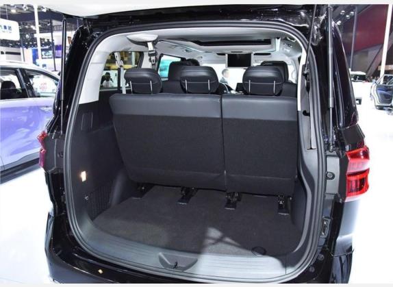 上汽大通MAXUS G20 2020款 2.0T 汽油自动旗舰版 车厢座椅   后备厢