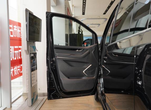 上汽大通MAXUS G20 2020款 2.0T 汽油自动臻选版 车厢座椅   前门板