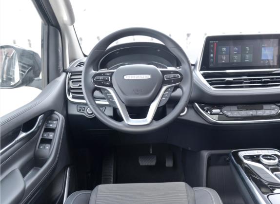上汽大通MAXUS G20 2021款 PLUS 2.0T 汽油自动豪华版 中控类   驾驶位