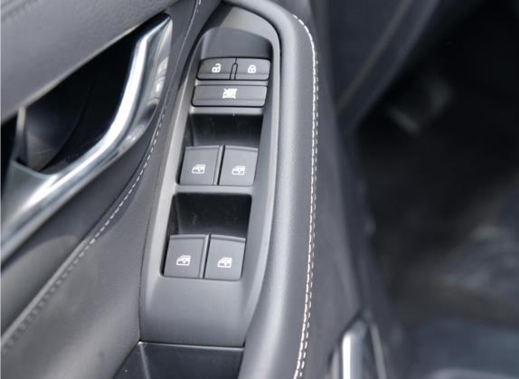 上汽大通MAXUS G20 2021款 PLUS 2.0T 汽油自动豪华版 车厢座椅   门窗控制