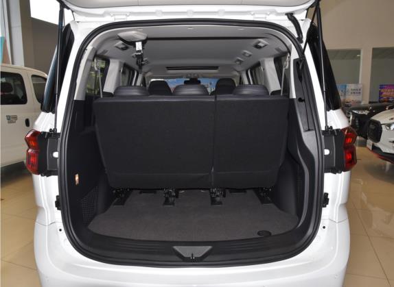 上汽大通MAXUS G20 2021款 PLUS 2.0T 汽油自动行政版 车厢座椅   后备厢