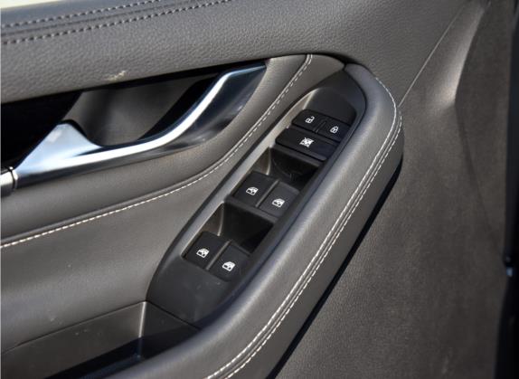 上汽大通MAXUS G20 2021款 PLUS 2.0T 汽油自动豪华行政版 车厢座椅   门窗控制