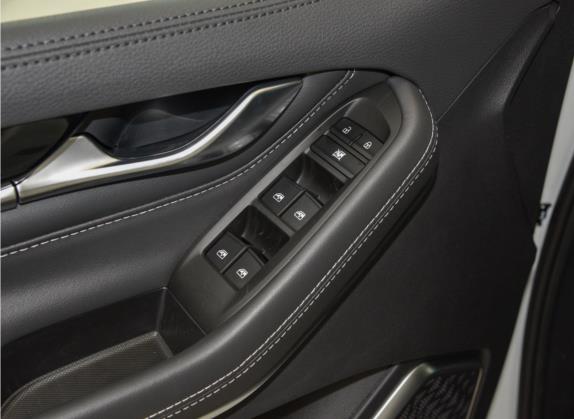 上汽大通MAXUS G20 2021款 改款 PLUS 2.0T 汽油自动豪华版 车厢座椅   门窗控制