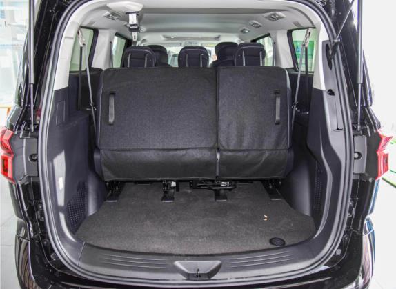 上汽大通MAXUS G20 2023款 PLUS 2.0T 汽油自动豪华版 车厢座椅   后备厢