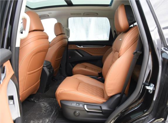 上汽大通MAXUS D90 Pro 2020款 2.0T 汽油四驱旗舰版 6座 车厢座椅   后排空间