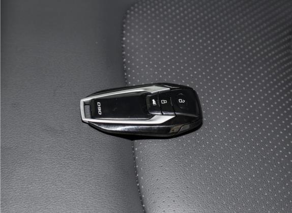 上汽大通MAXUS D90 Pro 2021款 2.0T 柴油四驱畅享版 7座 其他细节类   钥匙