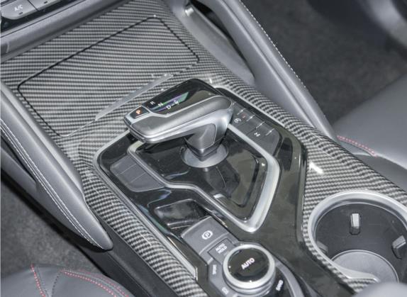 上汽大通MAXUS D90 Pro 2021款 2.0T 汽油四驱精英特别版 7座 中控类   挡把