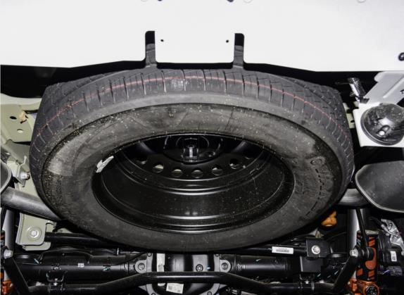 上汽大通MAXUS D90 Pro 2022款 2.0T 柴油四驱亚马逊版 5座 其他细节类   备胎