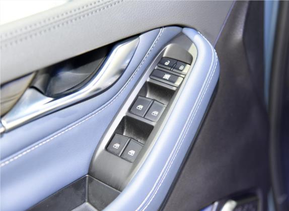 上汽大通MAXUS EUNIQ 7 2021款 旗舰版 车厢座椅   门窗控制